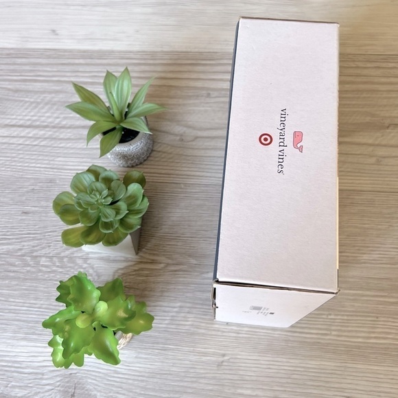 VINEYARD VINES jumbo inflatable beach ball 30" NIB - Picture 12 of 12